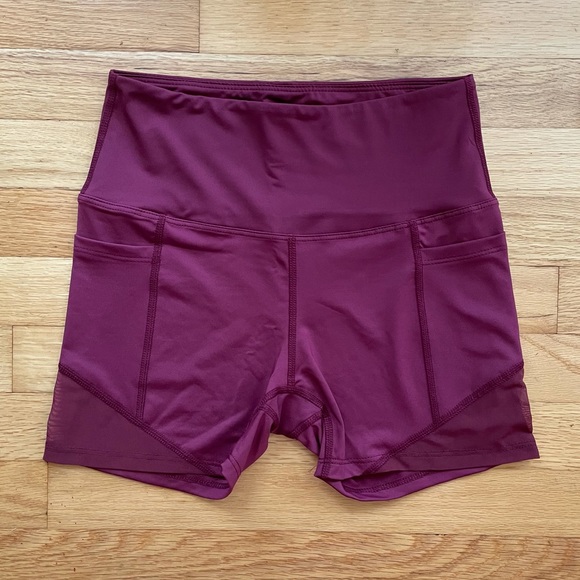SHEIN Burgundy Mesh Biker Shorts with Pockets - Picture 6 of 9